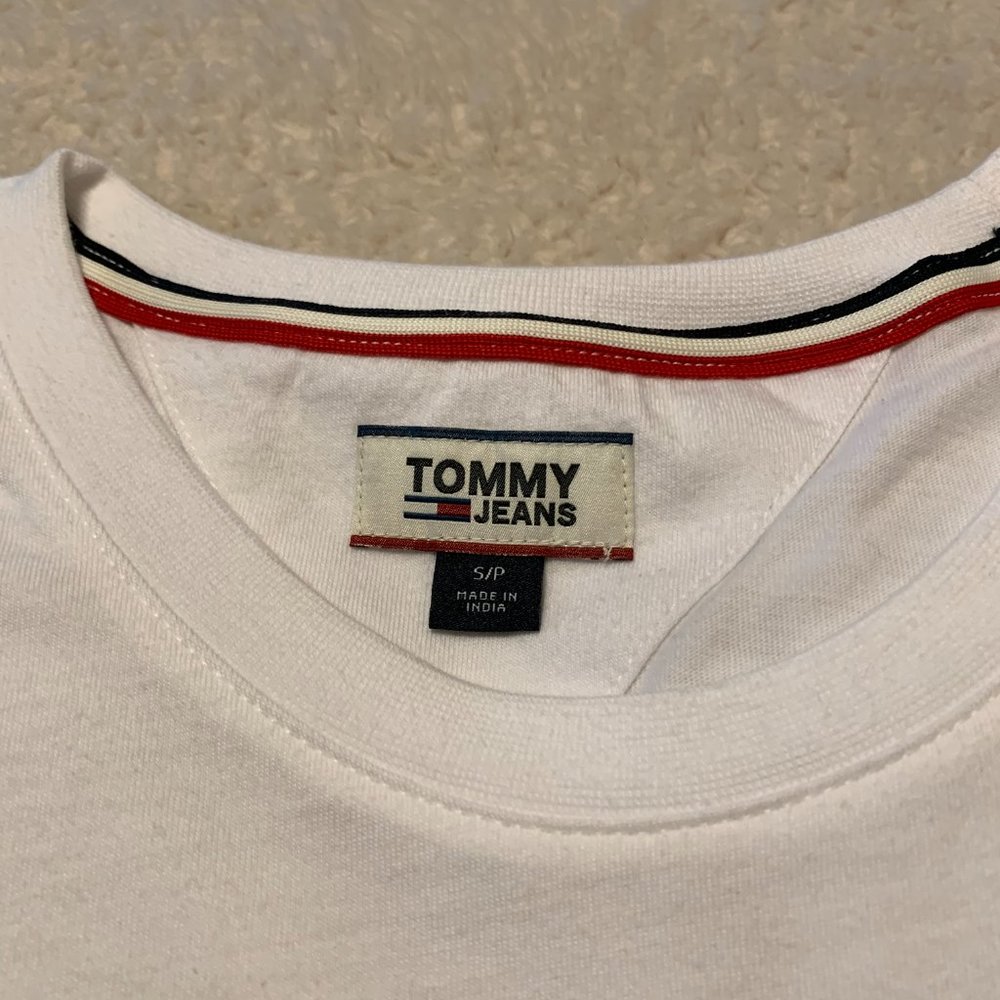 women Tommy Hilfiger crop tee - Picture 2 of 3